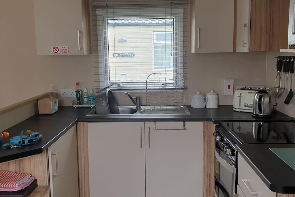 Caravan In The Cotswolds Villa Cirencester Esterno foto