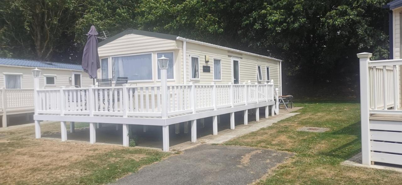 Caravan In The Cotswolds Villa Cirencester Esterno foto