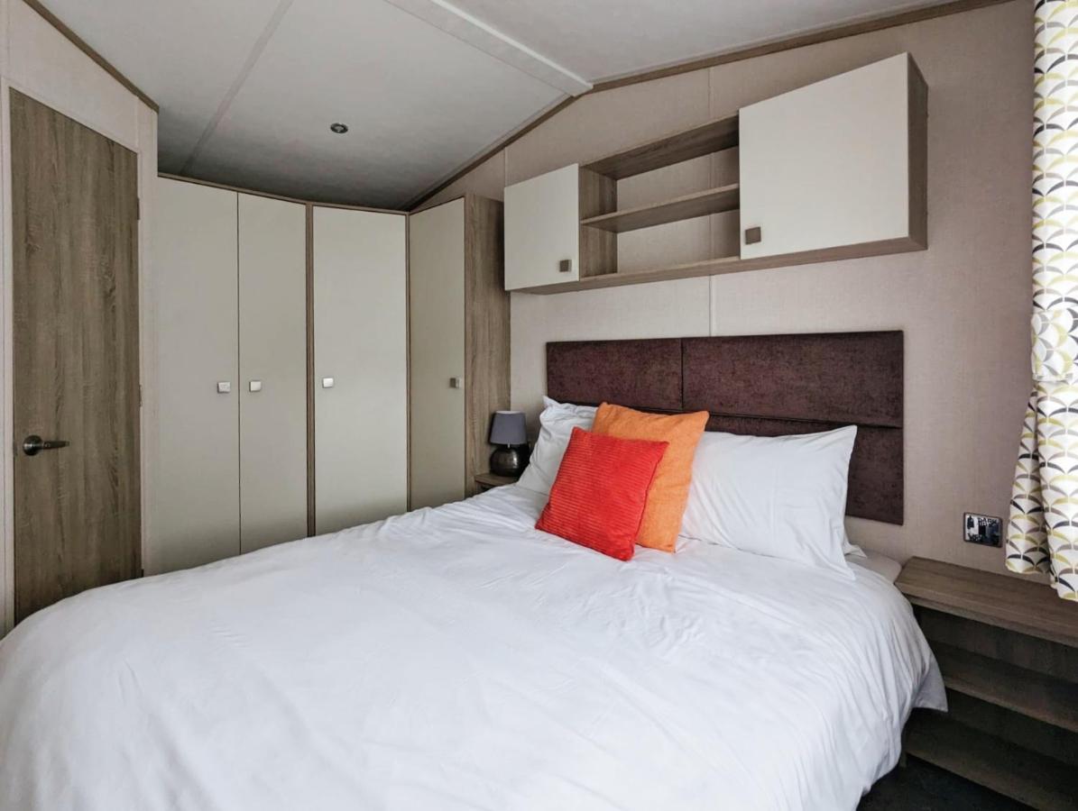 Caravan In The Cotswolds Villa Cirencester Esterno foto